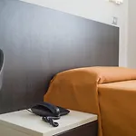 Hotel Sharing