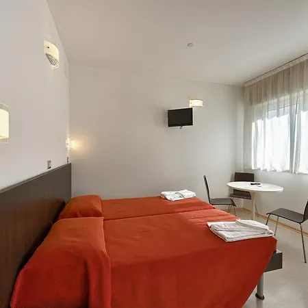 Sharing Hotel 3*
