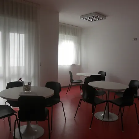 Hotel Sharing